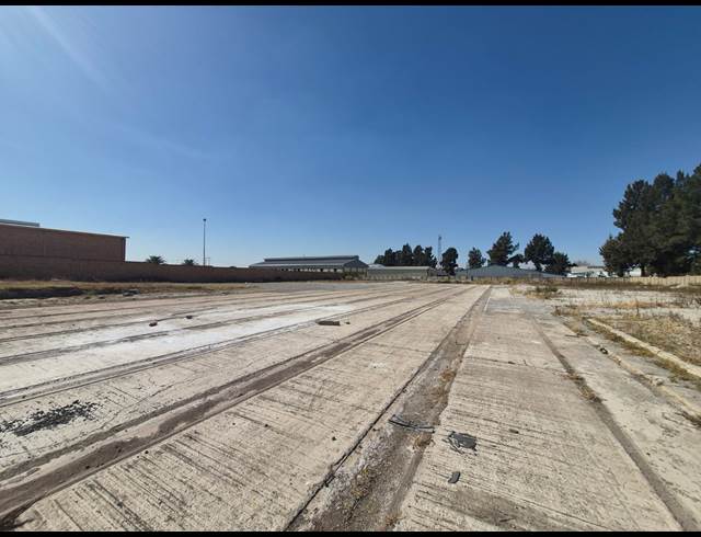 12,000M² INDUSTRIAL YARD TO LET IN ALRODE SOUTH