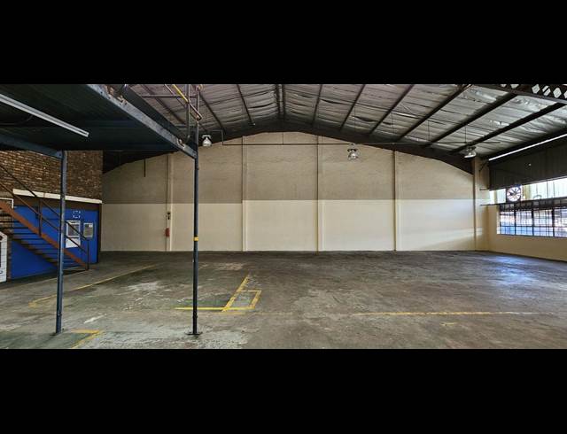 460M² WAREHOUSE TO LET IN ROSSLYN