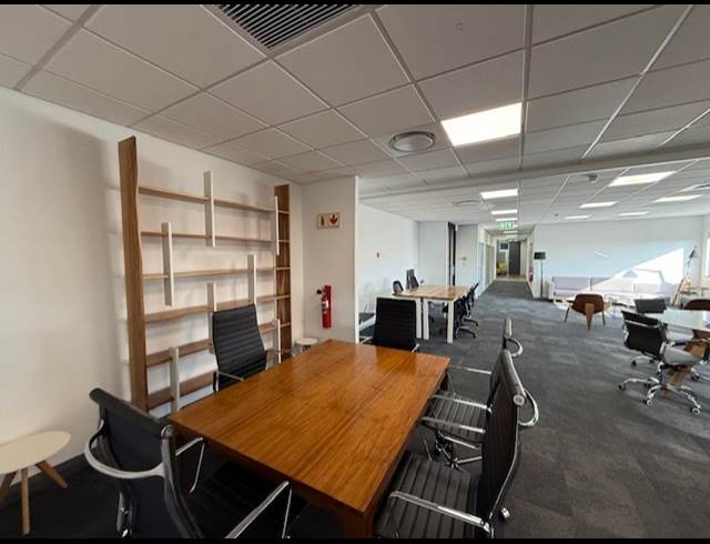502M² OFFICE TO LET IN CLAREMONT