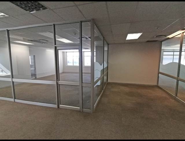 456M² OFFICE TO LET IN ROSEBANK