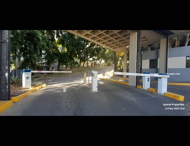 304M² OFFICE TO LET IN WESTVILLE