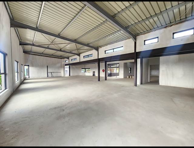 42M² OFFICE TO LET IN ZWARTKOP