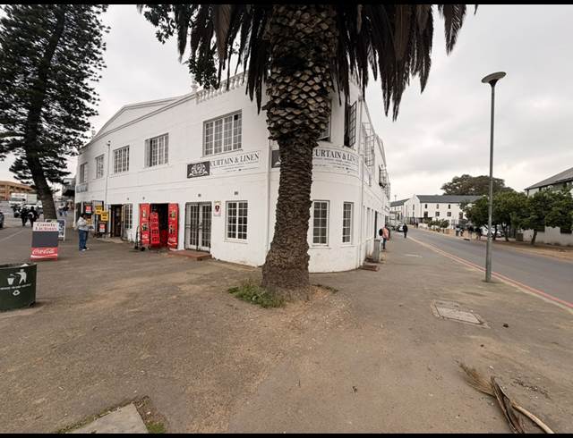 158M² RETAIL TO LET IN MALMESBURY RURAL