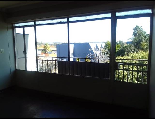 1 BEDROOM PROPERTY TO RENT IN FLORIDA