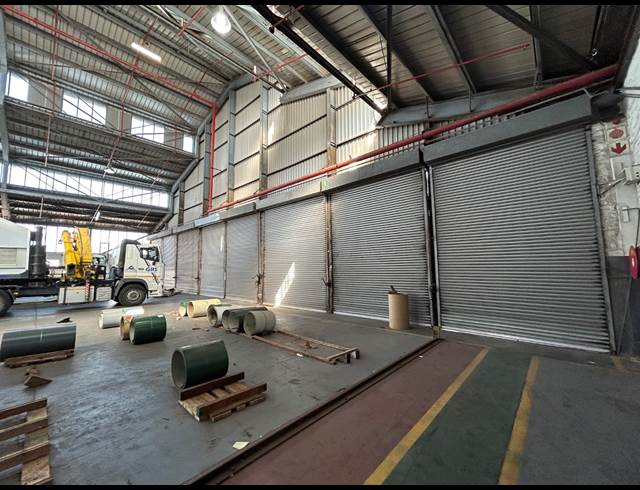 2,480M² WAREHOUSE TO LET IN EPPING INDUSTRIAL