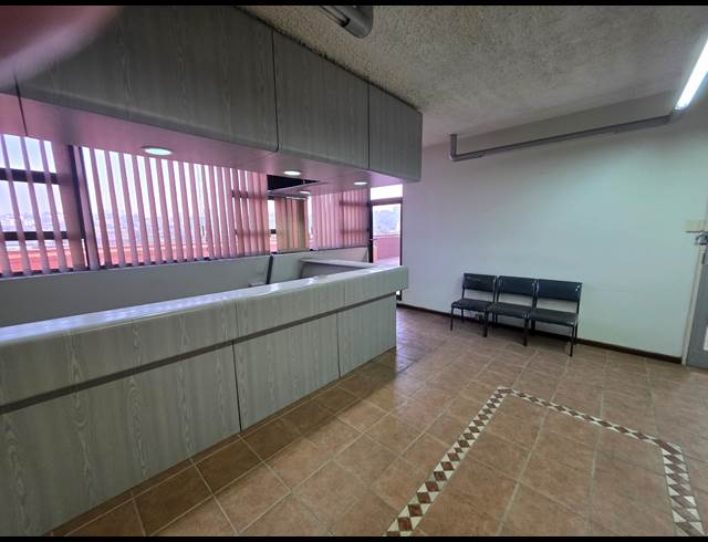 100M² OFFICE TO LET IN DURBAN CENTRAL
