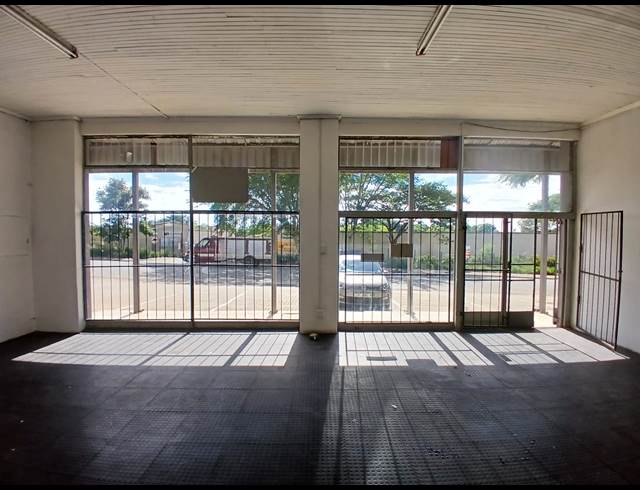 160M² RETAIL TO LET IN WHITE RIVER CENTRAL