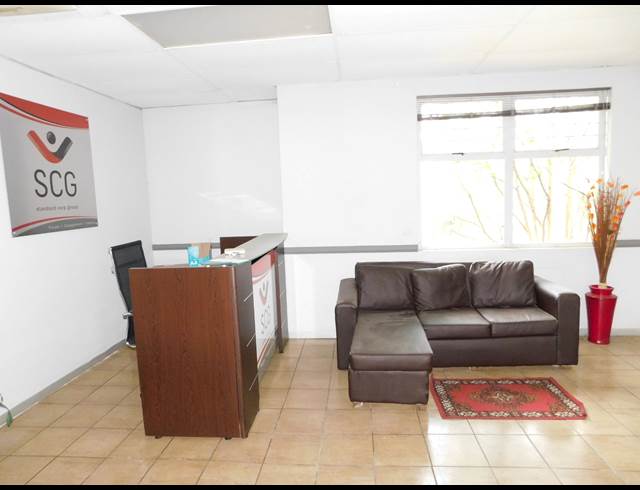 132M² OFFICE TO LET IN BORDEAUX