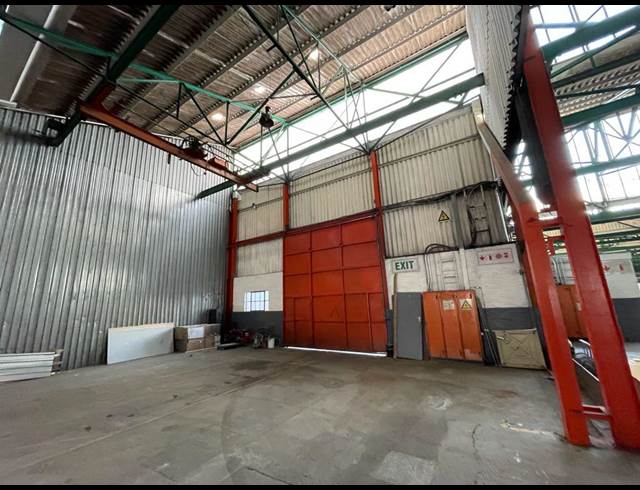 7,100M² WAREHOUSE TO LET IN ELSIES RIVER INDUSTRIAL