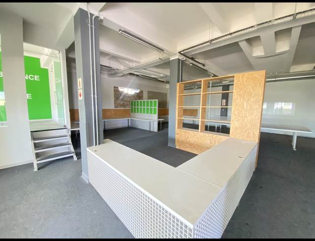 239M² OFFICE TO LET IN WOODSTOCK