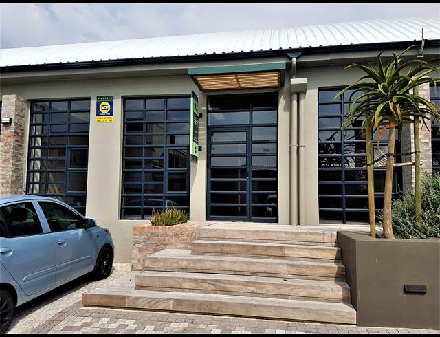 OFFICE PROPERTY TO RENT IN SALT RIVER