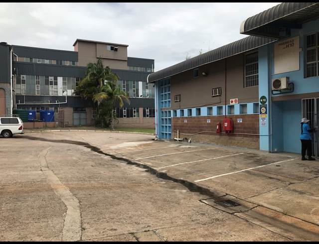 563M² FACTORY TO LET IN WESTMEAD