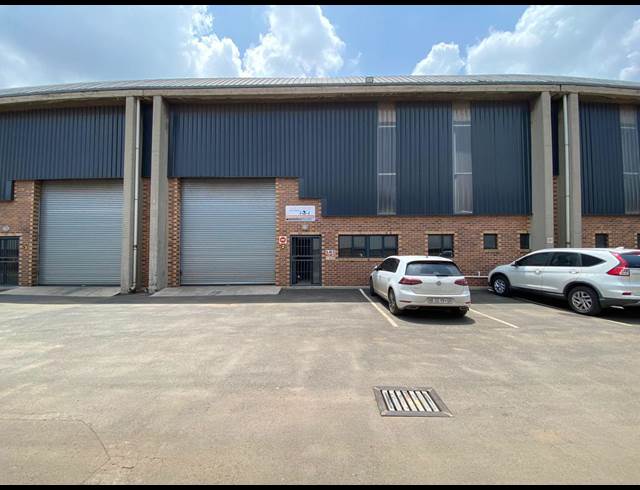 460M² WAREHOUSE TO LET IN DRIEHOEK