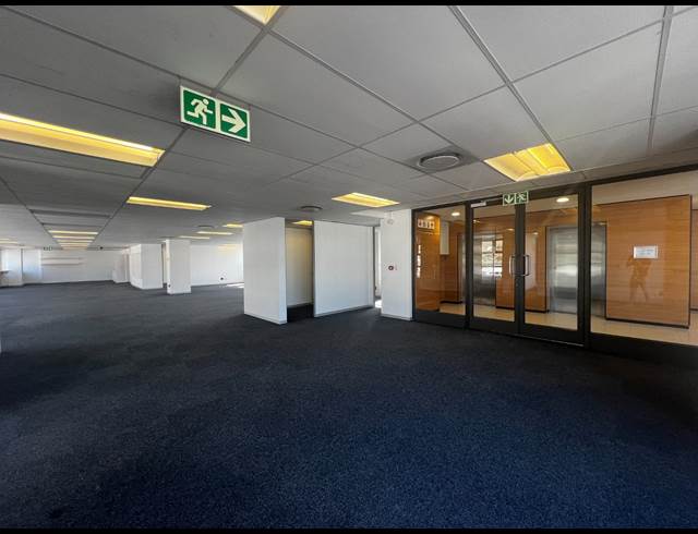 428M² OFFICE TO LET IN WOODSTOCK