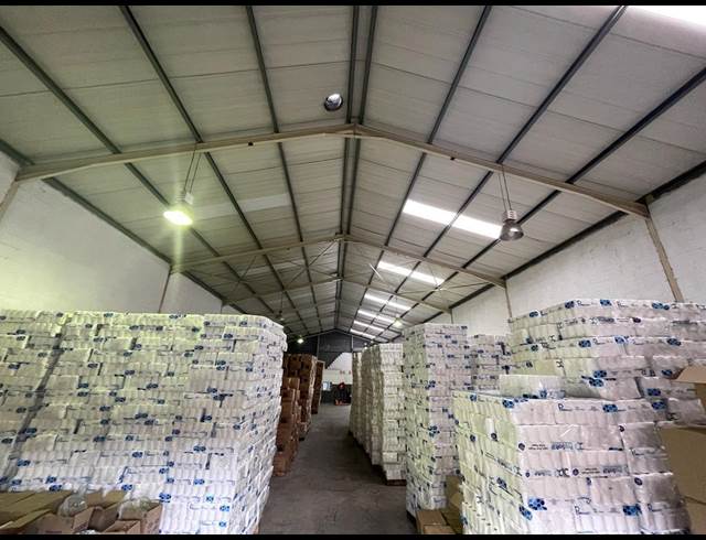 440M² WAREHOUSE RENTED IN STIKLAND INDUSTRIAL