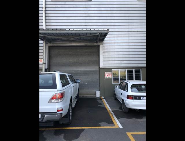 300M² MINI FACTORY TO LET IN UMHLALI
