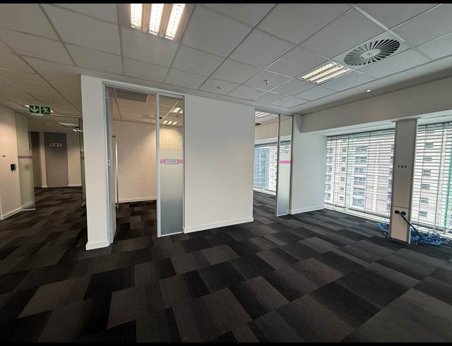 1,418M² OFFICE TO LET IN SANDTON CENTRAL