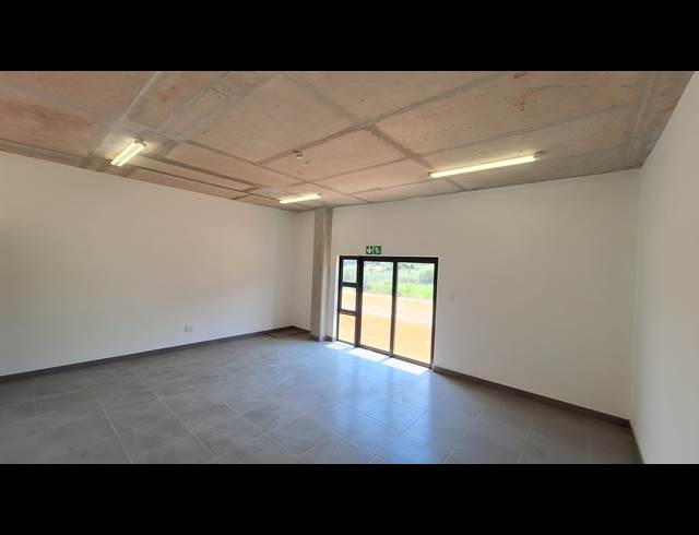 548M² WAREHOUSE TO LET IN LASER PARK