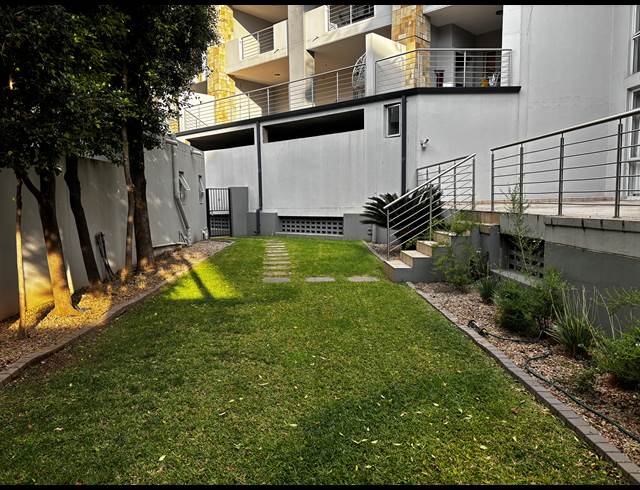 3 BEDROOM APARTMENT TO LET IN MORNINGSIDE