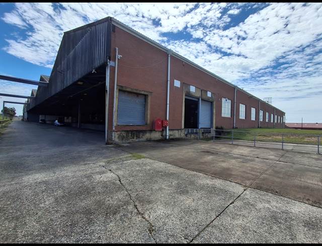 11,500M² WAREHOUSE TO LET IN WOODBROOK