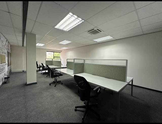 76M² OFFICE TO LET IN SANDTON CENTRAL