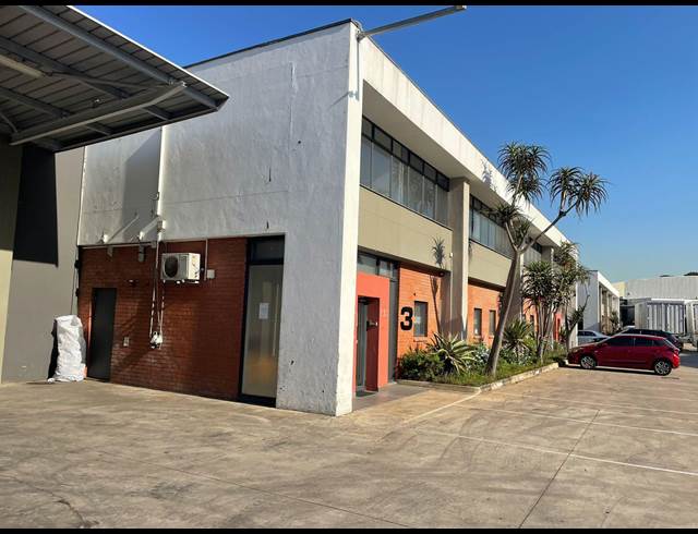 581M² WAREHOUSE TO LET IN RIVERHORSE VALLEY