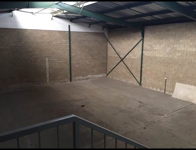 422M² WAREHOUSE TO LET IN MEADOWDALE