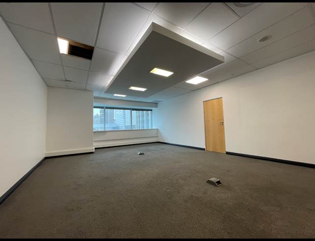 950M² OFFICE TO LET IN CAPE TOWN CITY CENTRE