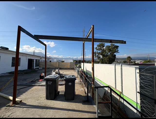 244M² WAREHOUSE TO LET IN GANTS PLAZA
