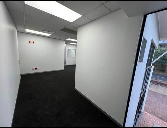 134.10M² OFFICE TO LET IN WESTVILLE