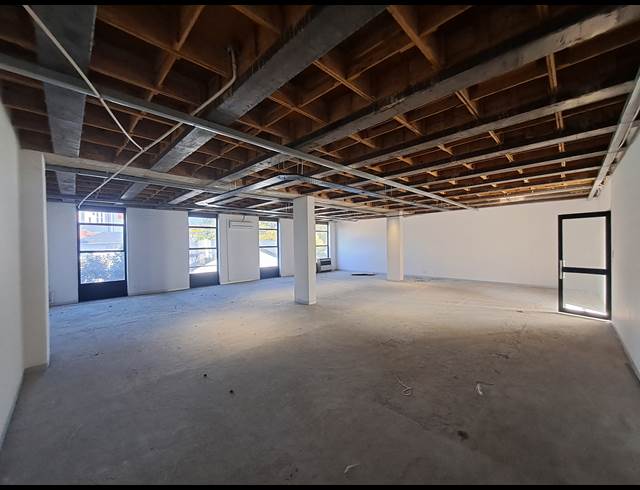157M² OFFICE TO LET IN CRAIGHALL