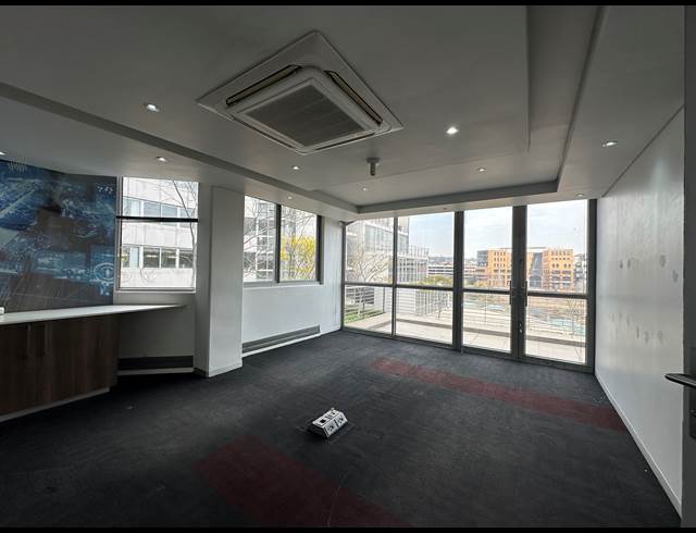418.80M² OFFICE TO LET IN CENTURION CENTRAL