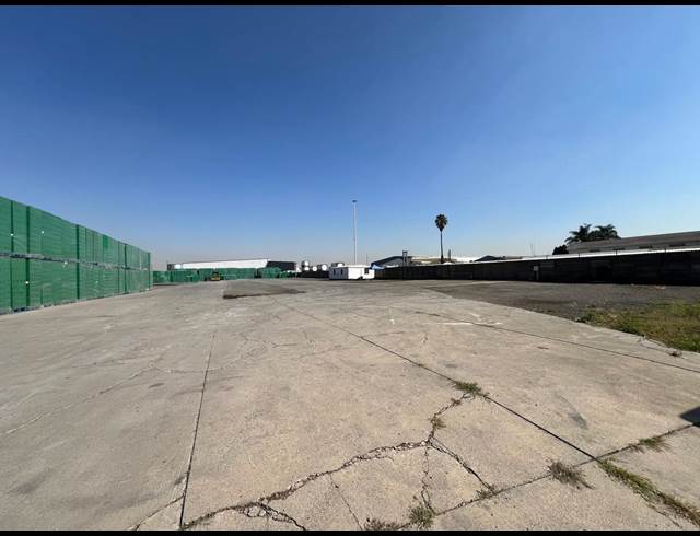 13,504M² WAREHOUSE TO LET IN JUPITER