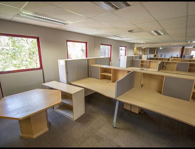 1,509M² OFFICE TO LET IN PARKTOWN
