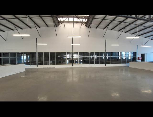 5,132M² WAREHOUSE TO LET IN PAARDEN EILAND