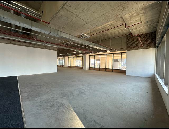 1,236M² OFFICE TO LET IN SANDTON CENTRAL