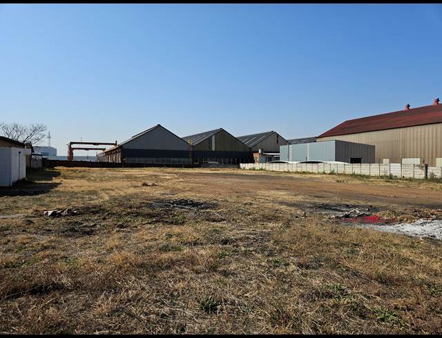 3,000M² VACANT LAND TO LET IN ELANDSFONTEIN