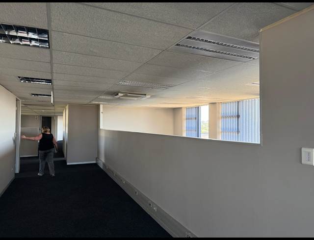794M² OFFICE TO LET IN BELLVILLE CENTRAL