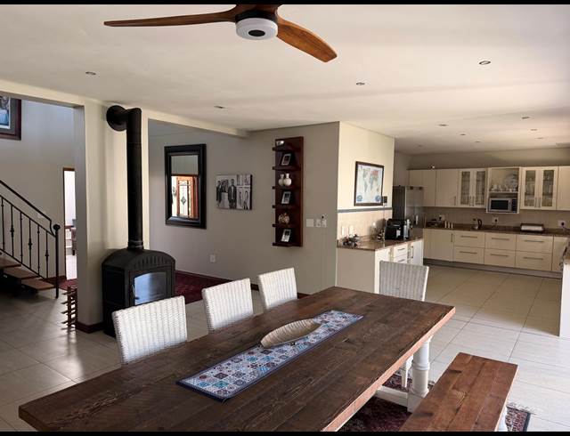 3 BEDROOM HOUSE TO LET IN PARKHURST