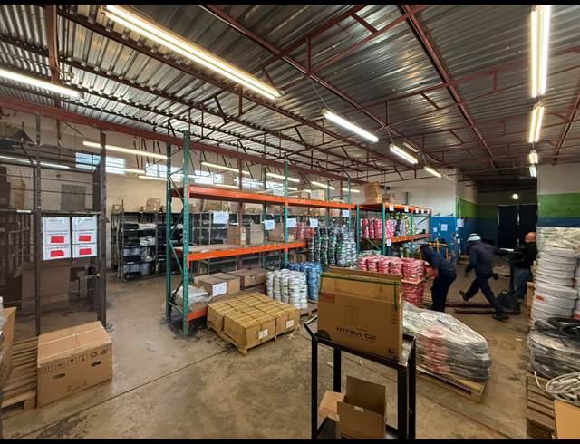 1,253M² WAREHOUSE TO LET IN FERNDALE