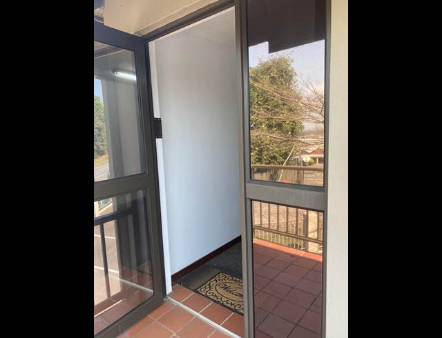 70M² OFFICE TO LET IN HILLCREST CENTRAL