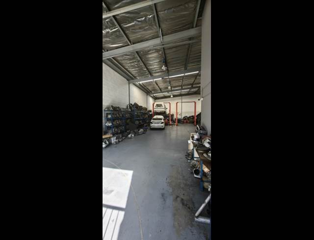 478M² WAREHOUSE TO LET IN SUNNYROCK