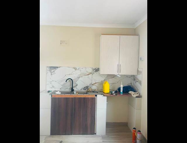 1 BEDROOM PROPERTY TO RENT IN PRIMROSE