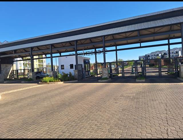 2 bed property to rent in SAVANNAH COUNTRY ESTATE