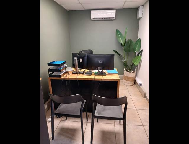 23M² OFFICE TO LET IN BALLITO DISTRICT