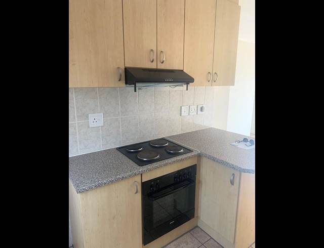 2 BEDROOM APARTMENT RENTED IN ROME
