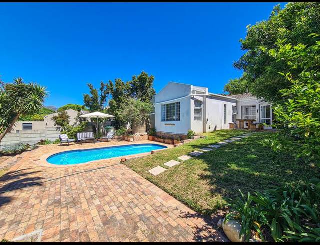 3 BEDROOM PROPERTY TO RENT IN HOUT BAY CENTRAL
