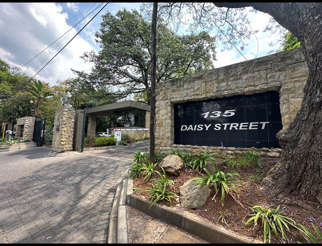 76M² OFFICE TO LET IN SANDTON CENTRAL