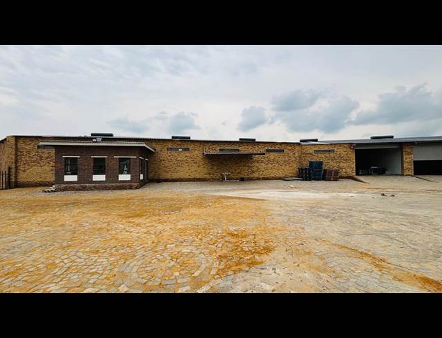 1,024M² WAREHOUSE TO LET IN MEYERTON CENTRAL