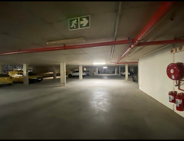 400M² OFFICE TO LET IN WOODSTOCK